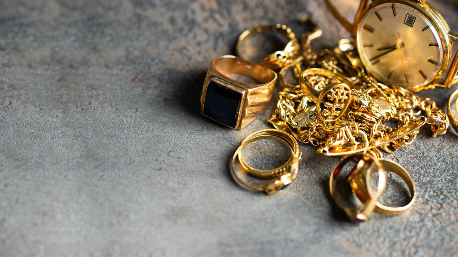 Bijoux anciens et montres anciennes évalués par Maison Boucq